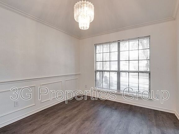5th image of 1316 Lochness Dr
