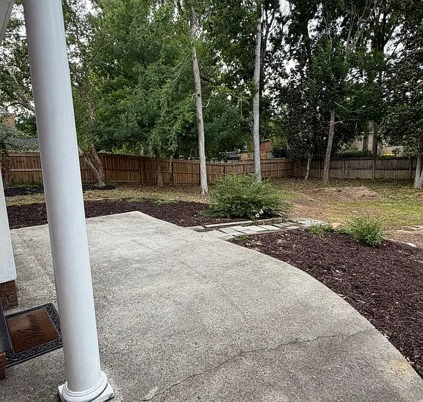 1063 Waltons Pass — Photo 38