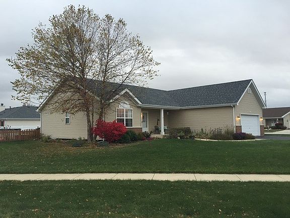 2nd image of 1675 Stefanie Ln