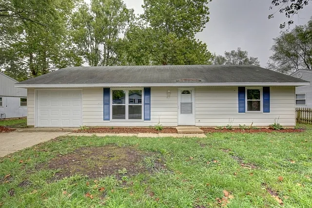 608 Dogwood Dr photo 1