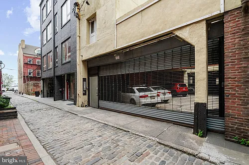 114 Naudain St #18-C Photo 1
