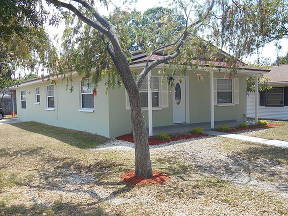 2nd image of 1965 Palm Dr