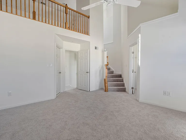 4801 Portsmouth Rd — Photo 29
