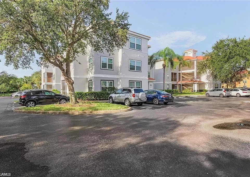 23580 Walden Center Dr #302