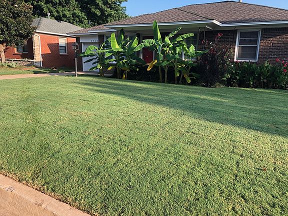 3rd image of 2713 NW 66th St