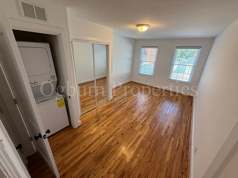 835-839 841 Reynolda Rd — Photo 6