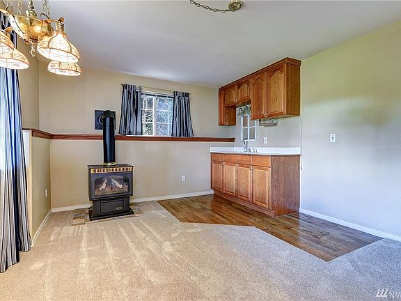 4th image of 302 Lochwood Dr