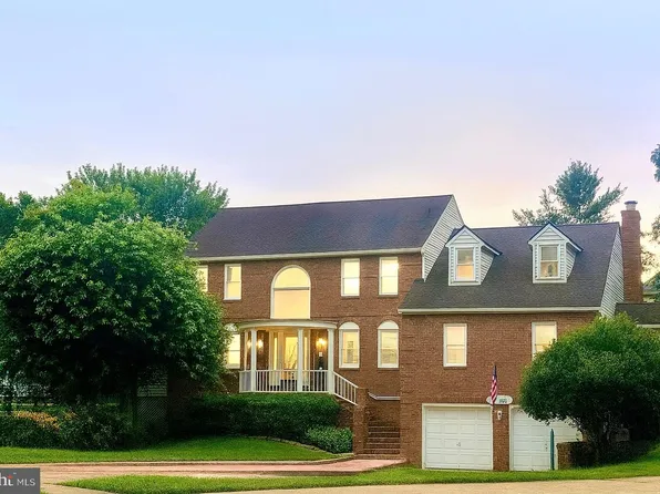 9559 Park St, Manassas, VA 20110