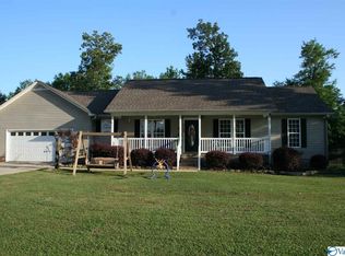 5725 3rd St, Hokes Bluff, AL 35903