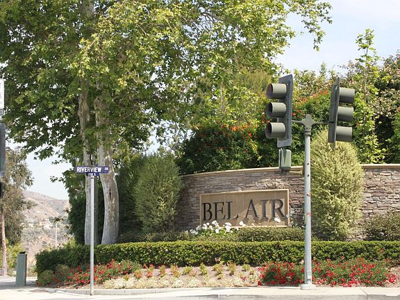 SFR within the East Hills, Bel Aire tract. Close to 91 Fwy,