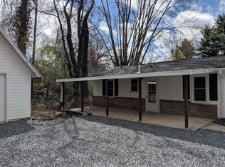 402 Caribou Rd #B, Asheville, NC 28803