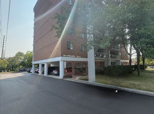 855 Wilson Rd N #708, Oshawa, ON L1G 7W6