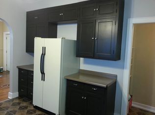 323 W Wheeler Ave, North Mankato, MN 56003