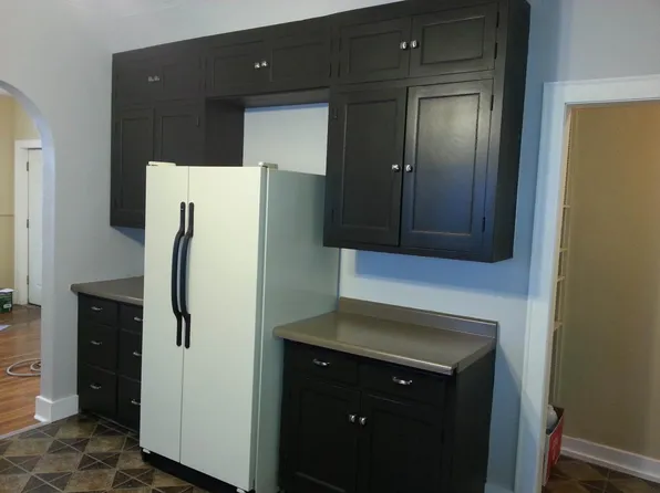 323 W Wheeler Ave, North Mankato, MN 56003
