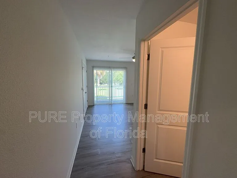 339 NE Sanchez Ave #103 — Photo 33