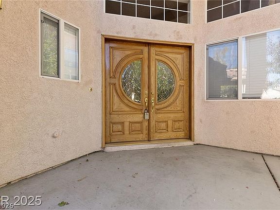 5th image of 9361 W Gilmore Ave