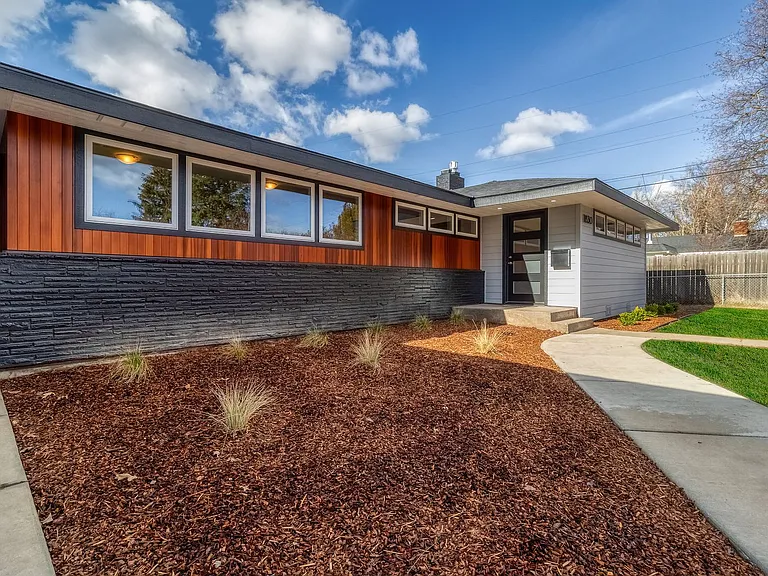 1830 Echo Pl — Photo 26