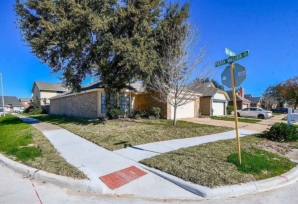 1st image of 13574 Blue Marlin Lane