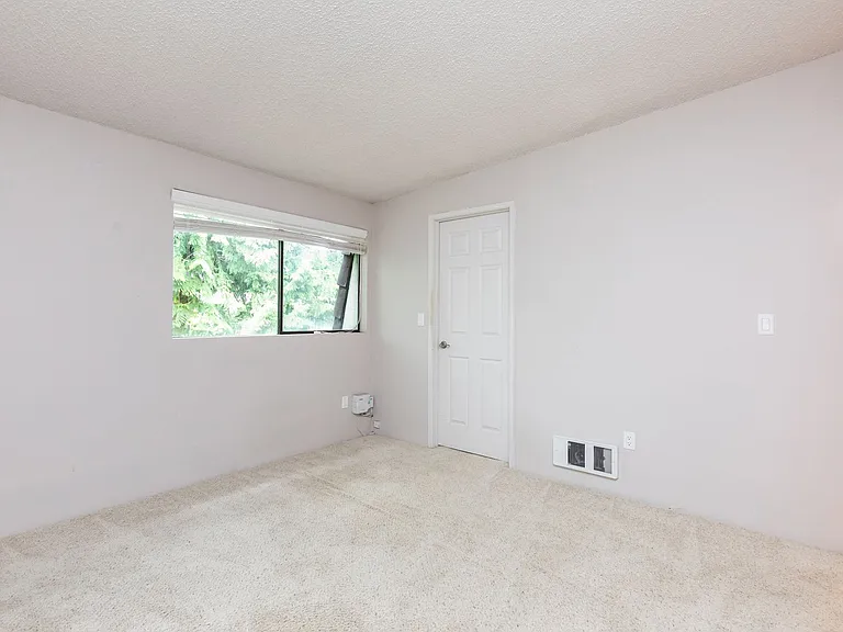 4428 176th St SW — Photo 11