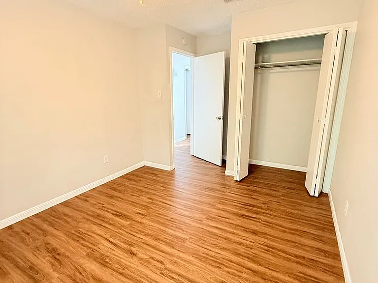 5502 Loving Drive — Photo 11