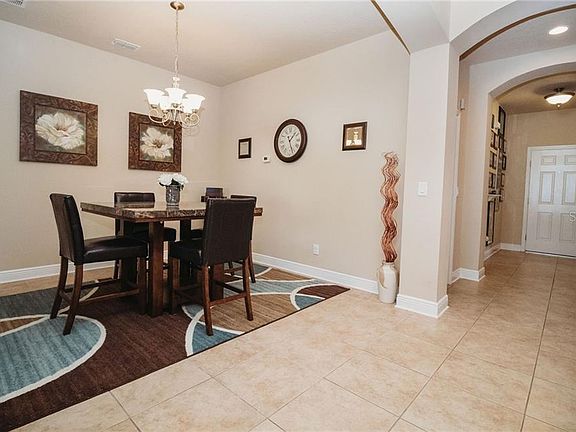 5th image of 30647 Palmerston Pl