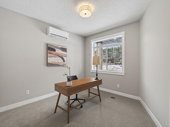 4th image of 26290 1st St W
