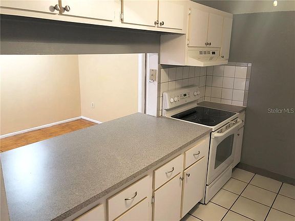 3rd image of 261 SW Lincoln Cir N APT 3101