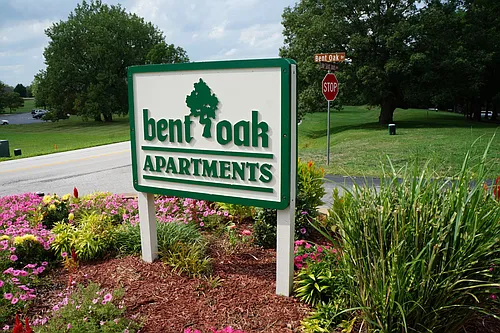 Bent Oak Apartments Photo 1