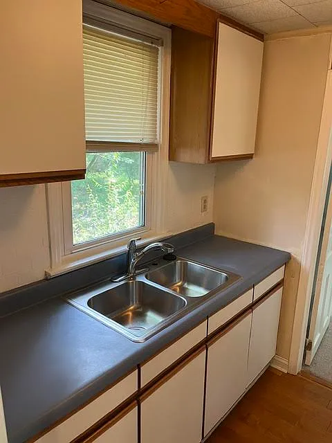 1 bed, $1,350 — Photo 4
