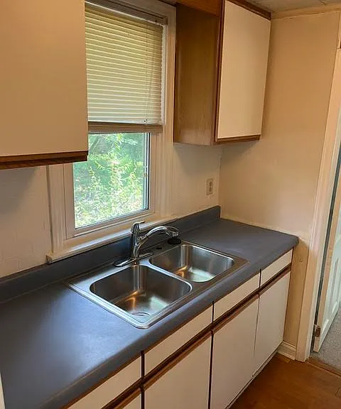 314 Jordan St — Photo 4