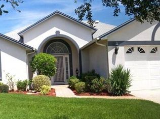8294 Sandpine Cir, Port Saint Lucie, FL 34952