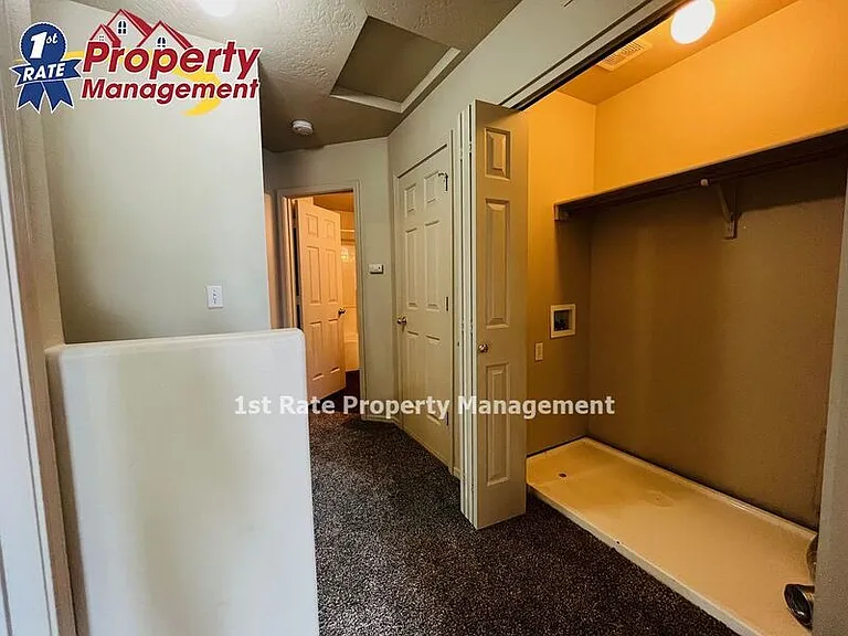16025 N 19th St #104 — Photo 8