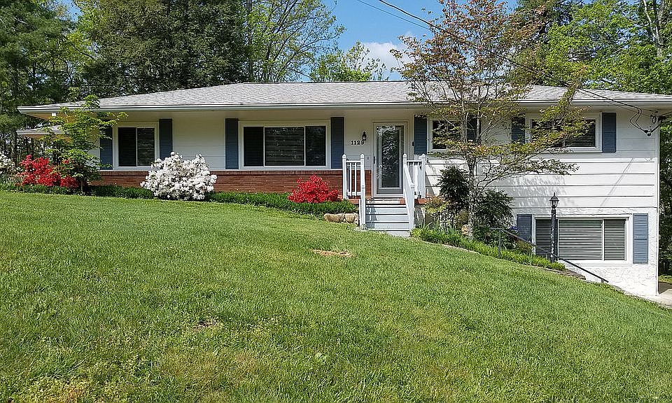 1st image of 1129 Clermont Dr