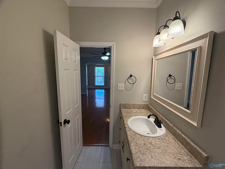 2410 Brookline Ct SW — Photo 24