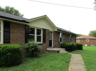 1818 Old Trenton Rd, Clarksville, TN 37040