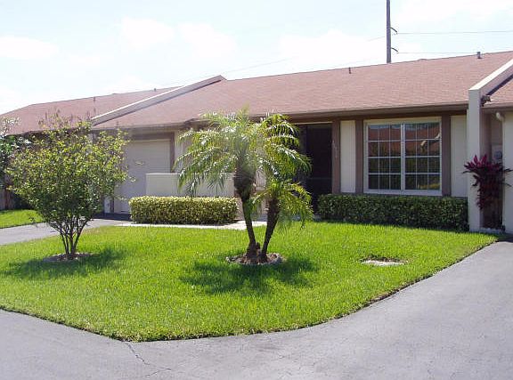 3rd image of 15756 Philodendron Cir