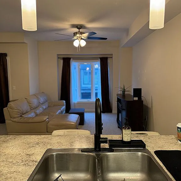 10 Waterview Dr — Photo 6