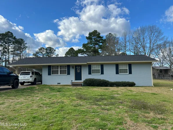 909 S Natchez St, Kosciusko, MS 39090