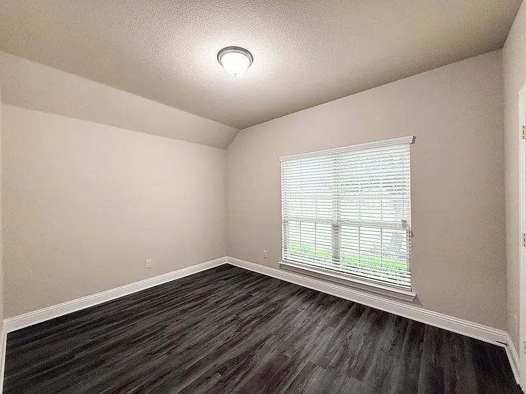 126 Wilmington Dr — Photo 7