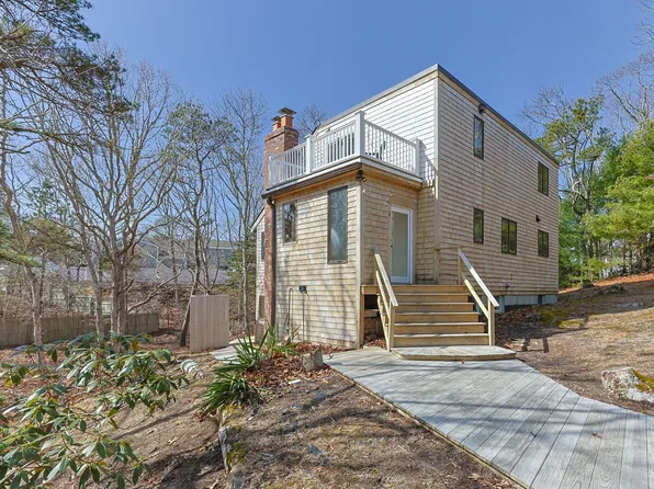 6 Deer Path, Truro, MA 02666