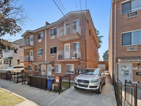 43-32 160th Street, Flushing, NY 11358