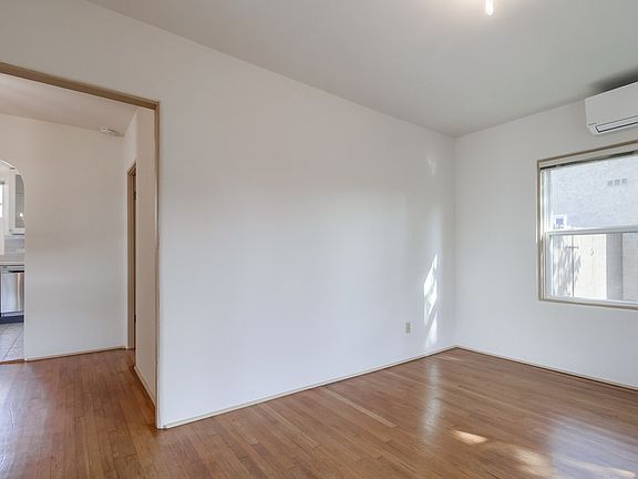 2nd image of 4482 Texas St