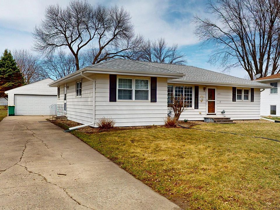 1st image of 2141 Harmony Ave