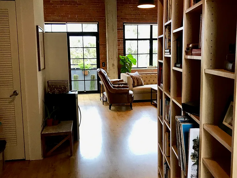 3940 7th Ave — Photo 3