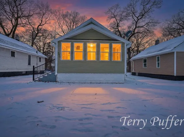 3029 Waalkes St, Muskegon Heights, MI 49444