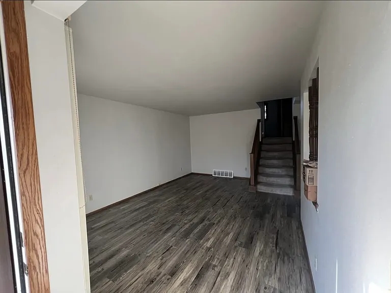857 S Imperial Dr — Photo 3