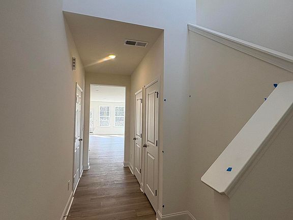 2nd image of 139 Favored Ave