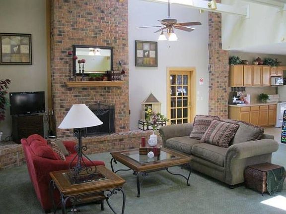 Cozy Clubhouse