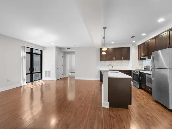 1040 John F Kennedy Boulevard image 1 of 47