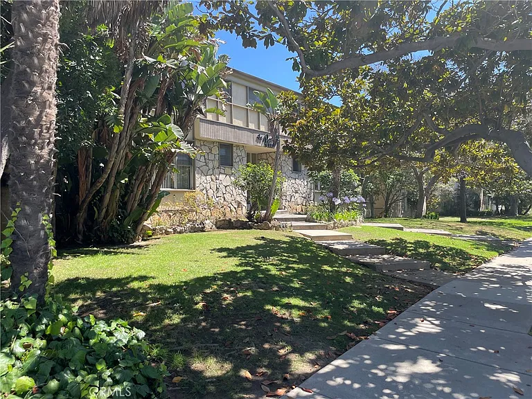 630 San Vicente Blvd #E — Photo 20